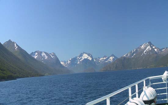 01 - Oksfjord Harbour in northern Norway