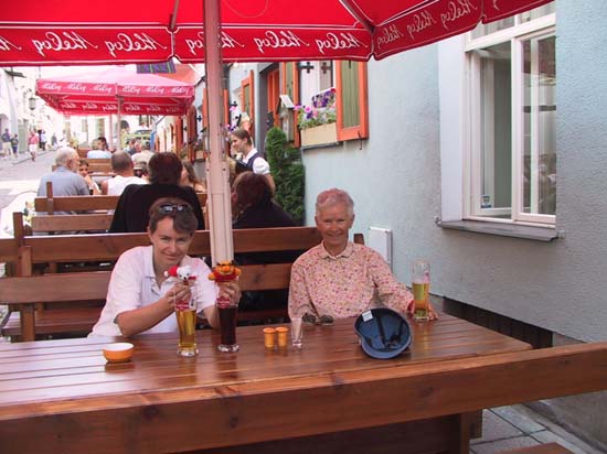07 -Heidi, Elsa, Snowy & MEP at Lunch in Tallinn