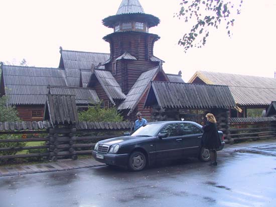 21 - Heidi & Tatyana (Guide) leaving the Restaurant