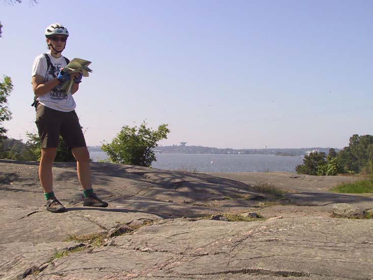 01-Heidi goes cycling in Helsinki
