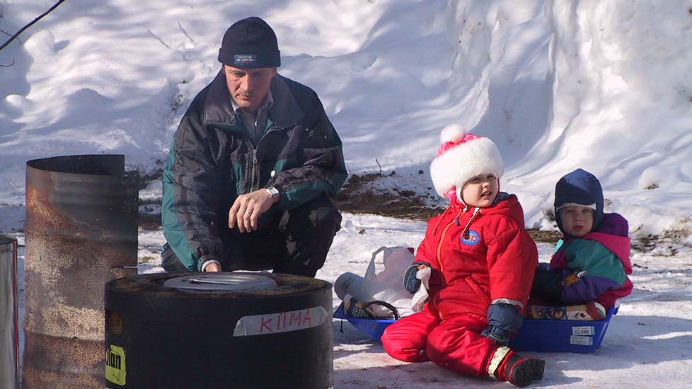 44-Minus 15 & the Finns enjoy the sunny weather