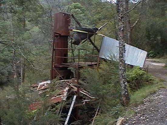 07-Cooper Creek Mine ruins