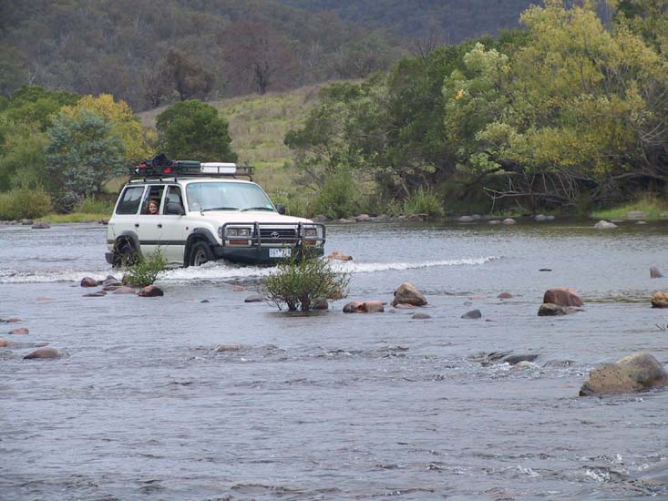 04-Sweet Chariot crossing the Snowy River