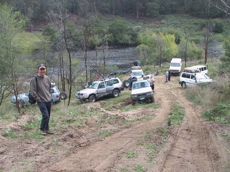 08-Convoy at Jackons Crossing (on the Snowy)