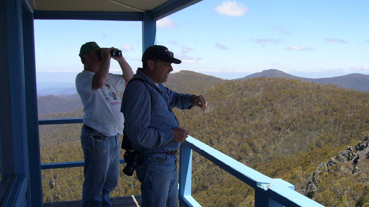 08-Marty & Tim take in the views from the Pinnacles