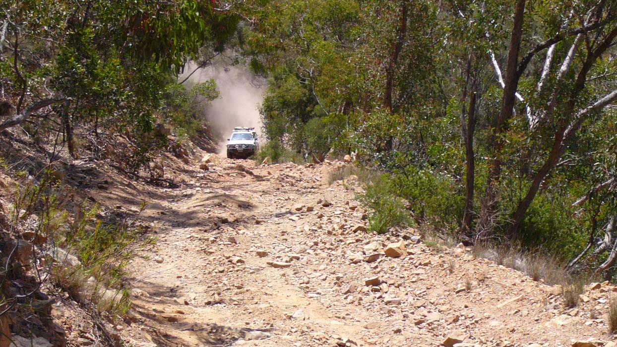 22-Dust flies as Jigger climbs Hoppy Hill